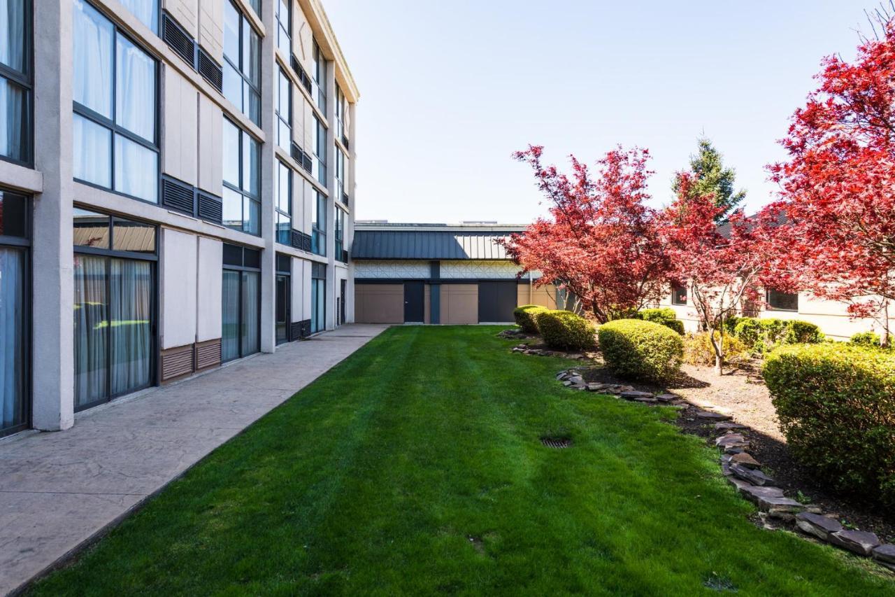 Holiday Inn South Plainfield-Piscataway By Ihg Zewnętrze zdjęcie