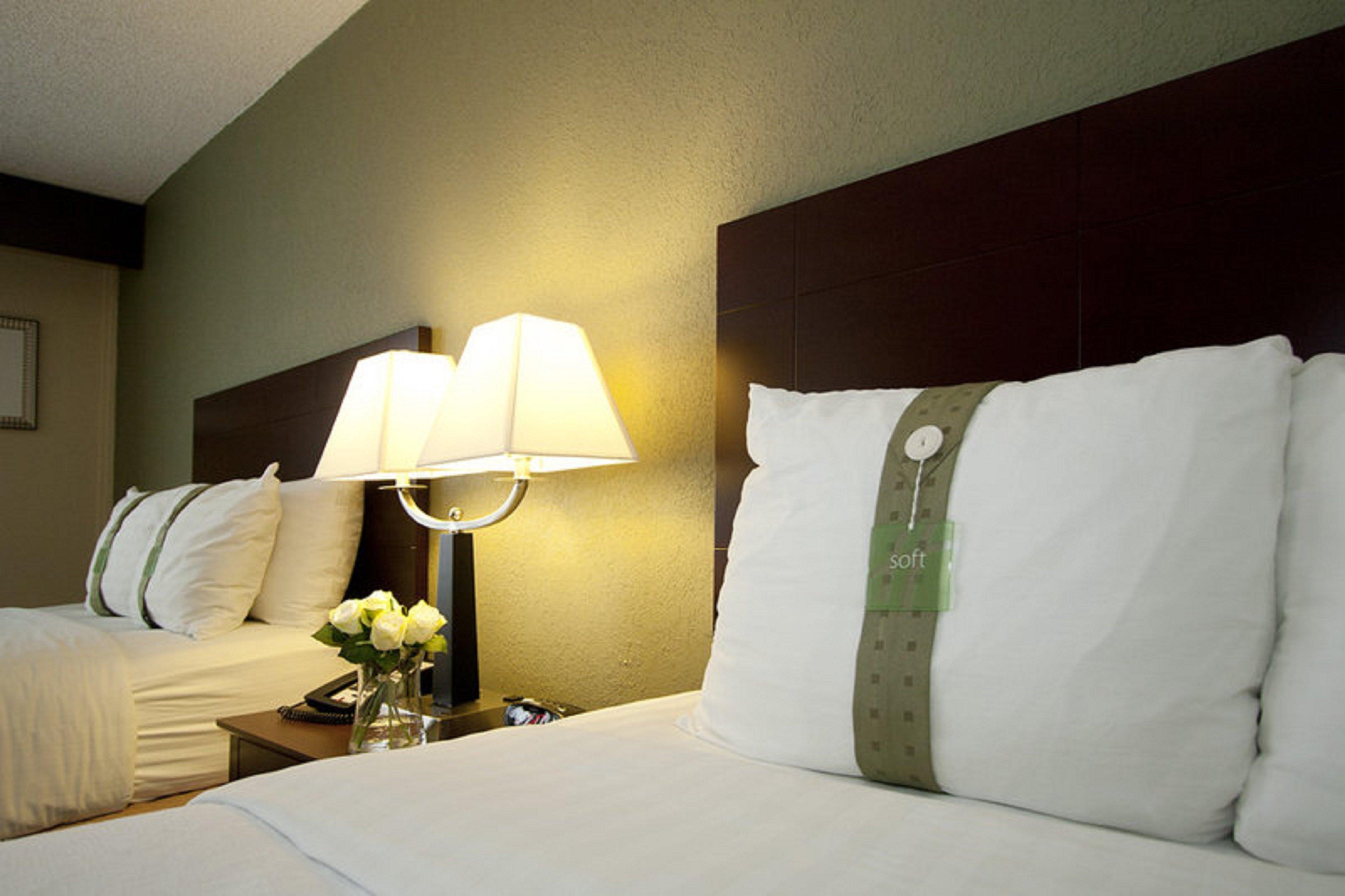 Holiday Inn South Plainfield-Piscataway By Ihg Zewnętrze zdjęcie