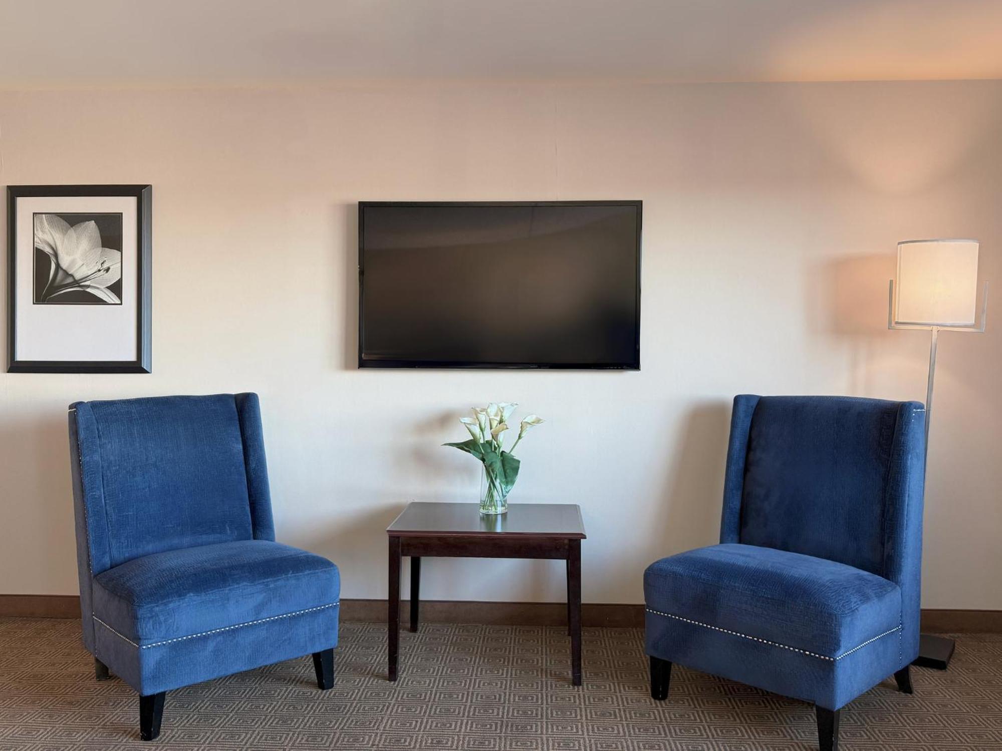 Holiday Inn South Plainfield-Piscataway By Ihg Zewnętrze zdjęcie