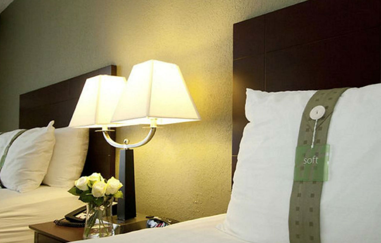 Holiday Inn South Plainfield-Piscataway By Ihg Zewnętrze zdjęcie
